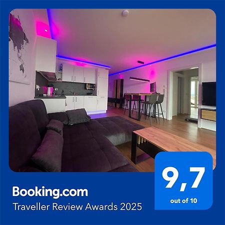 100 Qm Penthouse, Self-Check-In, 2 Parkplaetze Apartment Graz Exterior photo
