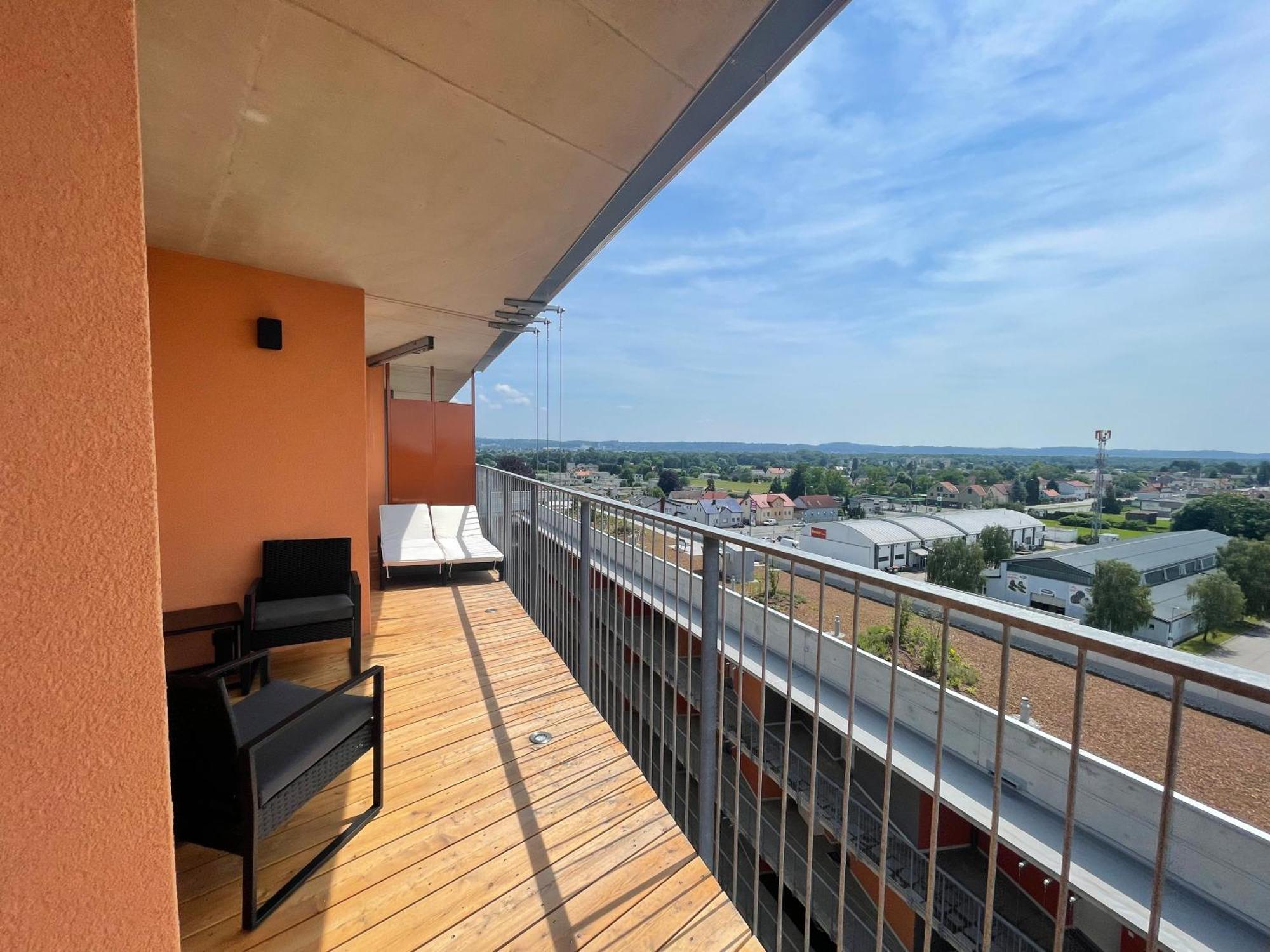 100 Qm Penthouse, Self-Check-In, 2 Parkplaetze Apartment Graz Exterior photo
